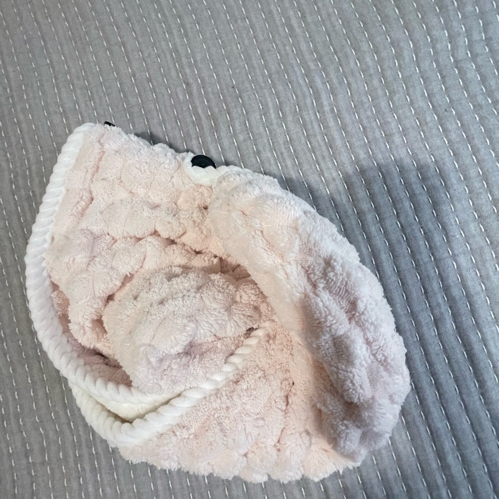 Soft Pink and Cream womens Hooded Hair Towel Wrap new xtra long - Picture 9 of 9